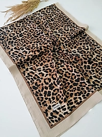 LEOPAR DESENLİ ŞAL