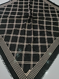 Sinem flamlı eşarp